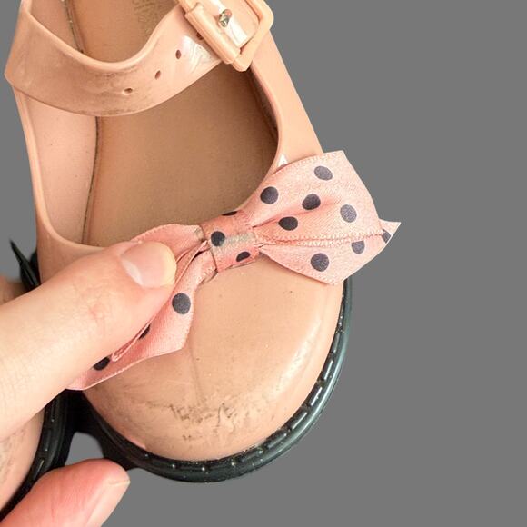 Mini Melissa Maggie Bow Girls Shoes Pink Black Size 8 GUC - Picture 7 of 9